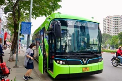 Thí điểm tuyến buýt điện tham quan các điểm du lịch khu vực trung tâm Thủ đô