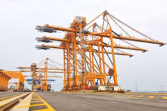 Xuất khẩu 6 tháng đầu năm của Việt Nam tăng trưởng 2 con số so với cùng kỳ năm 2024. (Ảnh: PV/Vietnam+)