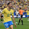 Gabriel Martinelli ghi bàn quyết định giúp Brazil ngược dòng kịch tính. (Ảnh: AFP/TTXVN)