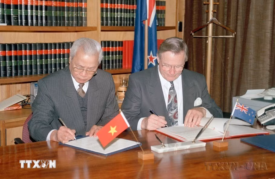 ttxvn-doi-tac-chien-luoc-toan-dien-viet-nam-new-zealand-phat-trien-ngay-cang-thuc-chat-hieu-qua-8939943.jpg