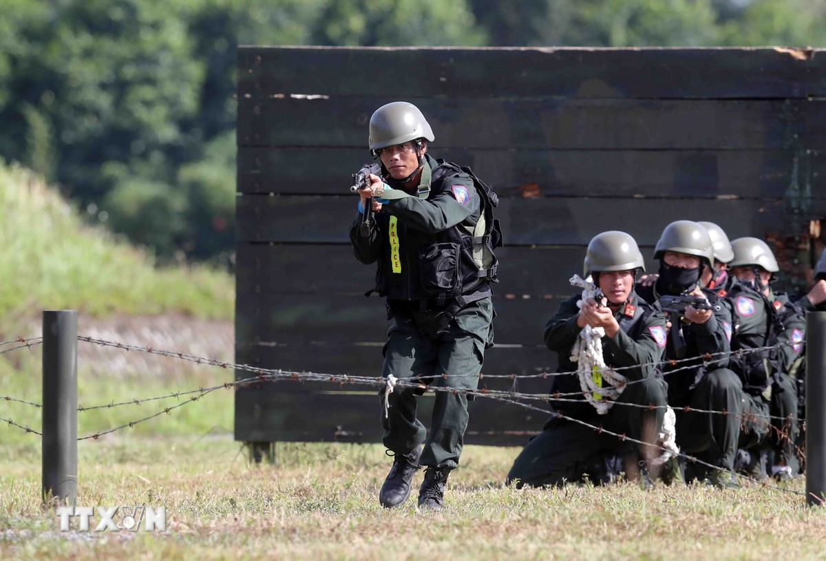 ttxvn-canh-sat-dac-nhiem-xung-dang-la-luc-luong-chien-dau-tinh-nhue-mui-nhon-7544782.jpg