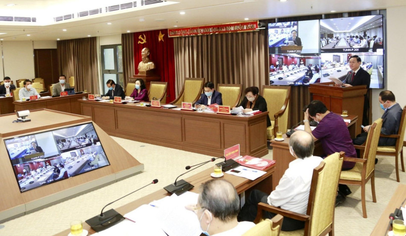 Bí thư Thành ủy Hà Nội Vương Đình Huệ phát biểu khai mạc. (Ảnh: Văn Điệp/TTXVN)