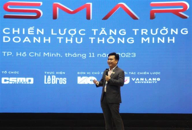 Chuyên gia báo cáo tham luận tại VSMCamp & CSMOSummit 2023. (Ảnh: Mỹ Phương/TTXVN)
