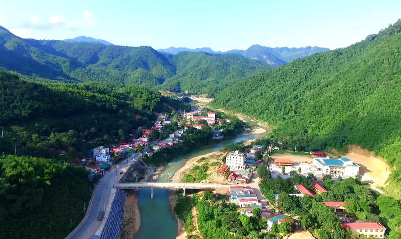 Toàn cảnh thị trấn Quan Sơn, huyện vùng biên Quan Sơn, Thanh Hóa đang ngày càng phát triển. Ảnh minh họa. (Ảnh: Nguyễn Nam/TTXVN)