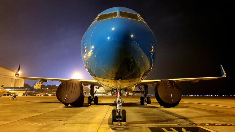 Máy bay của Vietnam Airline đỗ tại sân bay Nội Bài. (Nguồn: TTXVN)