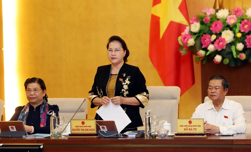 Chủ tịch Quốc hội Nguyễn Thị Kim Ngân chủ trì và phát biểu khai mạc Phiên họp thứ 37 của Ủy ban Thường vụ Quốc hội. (Ảnh: Trọng Đức/TTXVN)