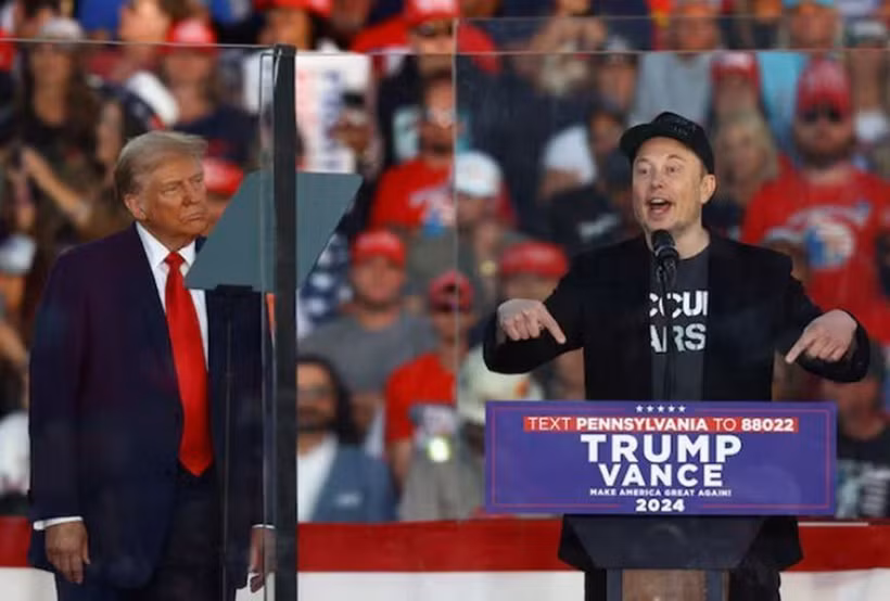 Tỷ phú Elon Musk phát biểu trong cuộc vận động tranh cử của cựu Tổng thống Donald Trump ở Butler, bang Pennsylvania. (Ảnh: Reuters/TTXVN)