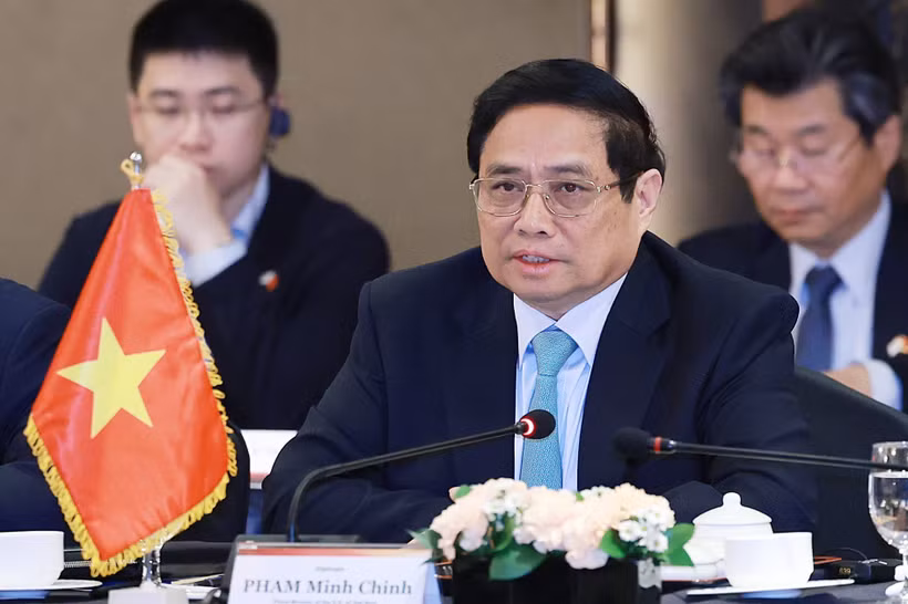 Thủ tướng Phạm Minh Chính phát biểu tại cuộc Tọa đàm với lãnh đạo một số tập đoàn lớn của Hàn Quốc. (Ảnh: Dương Giang/TTXVN)