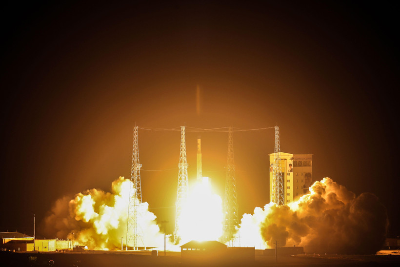 Một vụ phóng vệ tinh bằng tên lửa đẩy Zafar của Iran nhưng không thành công, tại trung tâm vũ trụ Imam Khomeini ở tỉnh Semnan ngày 9/2/2020. (Nguồn: AFP/TTXVN)