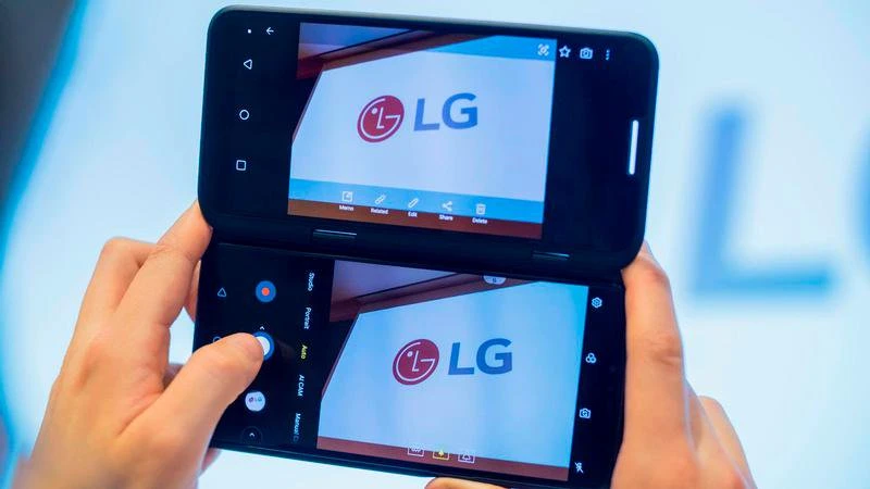 V50ThinQ hai màn hình. (Nguồn: MobilesZone)