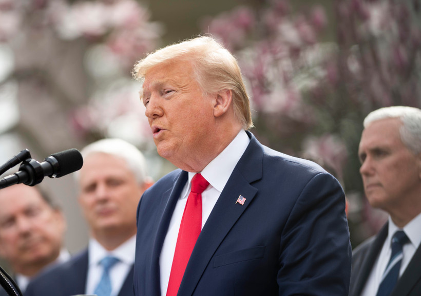 Tổng thống Mỹ Donald Trump phát biểu trong cuộc họp báo tại Nhà Trắng ngày 13/3/2020. (Nguồn: THX/ TTXVN)
