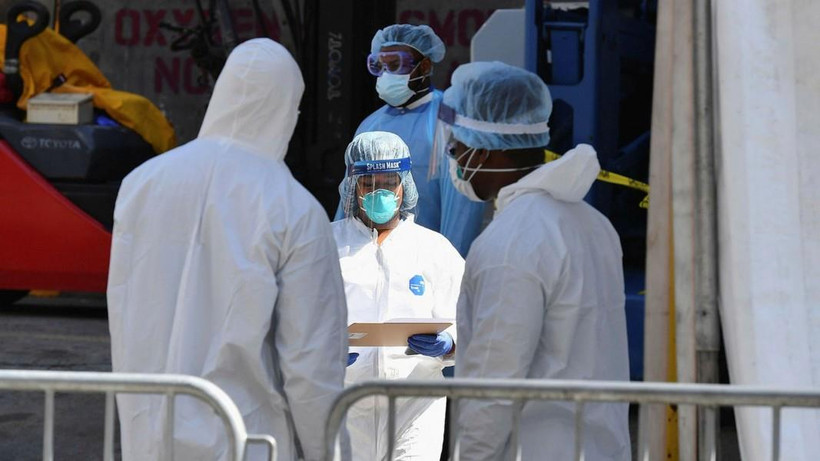 Mỹ đang trong tình trạng thiếu hụt nghiêm trọng thiết bị bảo hộ cá nhân. (Nguồn: AP)