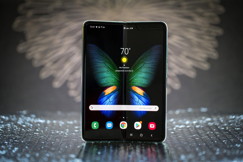 Điện thoại thông minh Galaxy Fold. (Nguồn: CNET)