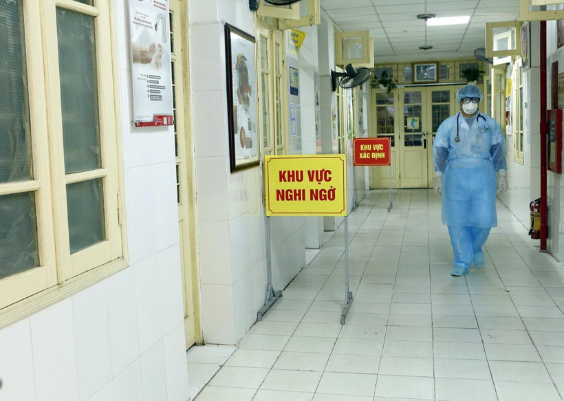 Bệnh viện Đa khoa Đống Đa (Hà Nội) chú trọng công tác chống nhiễm khuẩn đảm bảo phòng chống dịch bệnh nCoV cho cán bộ, nhân viên y tế và cộng đồng. (Ảnh: Dương Ngọc/TTXVN)