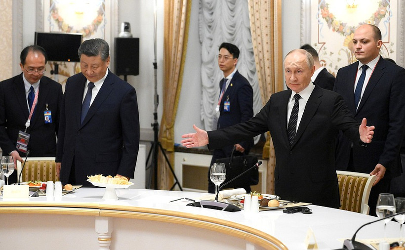 Tổng thống Nga Vladimir Putin và Tổng Bí thư, Chủ tịch Trung Quốc Tập Cận Bình tại Hội nghị BRICS (Nguồn: Kremlin)