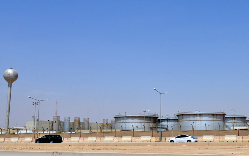Cơ sở sản xuất dầu của Công ty Aramco ở ngoại ô Thủ đô Riyadh (Saudi Arabia). (Ảnh: AFP/TTXVN)