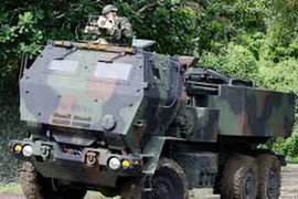 Hệ thống pháo phản lực cơ động cao HIMARS tại cuộc diễn tập quân sự thường niên ở Đài Trung, Đài Loan. (Ảnh: REUTERS)