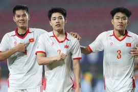 Trực tiếp U22 Việt Nam vs U22 Malaysia: Em họ Công Phượng lần đầu đá chính?