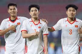 Trực tiếp U22 Việt Nam vs U22 Malaysia: Em họ Công Phượng lần đầu đá chính?