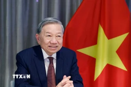 Tổng Bí thư Tô Lâm điện đàm với Cựu Thượng Nghị sỹ Patrick Leahy. (Ảnh: Thống Nhất /TTXVN)