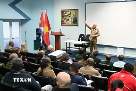 Đại tá Rigoberto Quintana Velázquez đánh giá cao chính sách an ninh quốc gia của Việt Nam.( Ảnh: Việt Hùng/TTXVN)