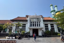 Bảo tàng Batik Pekalongan nhìn từ bên ngoài. (Ảnh: Đỗ Quyên/TTXVN)