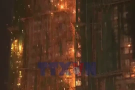 Hong Kong sẽ thay hệ thống giàn giáo sau vụ cháy lớn 