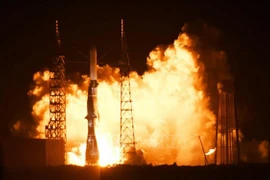 Tên lửa New Glenn Blue Origin rời bệ phóng tại Căn cứ Không gian Cape Canaveral, Florida, Mỹ tháng 1/2025. (Ảnh tư liệu: AA/TTXVN)