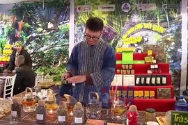 Đêm tiệc trà Suối Giàng trên đỉnh núi mờ sương