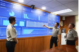 Trung tâm Giám sát và Điều hành thông minh (IOC) của Thi hành án dân sự Thành phố Hồ Chí Minh là trung tâm IOC của ngành Thi hành án dân sự đầu tiên của cả nước. (Ảnh: TTXVN)