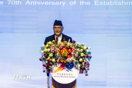 Ông KP Sharma Oli, khi đang là Thủ tướng Nepal, phát biểu tại sự kiện ở Kathmandu, ngày 1/8/2025. (Ảnh: THX/TTXVN)