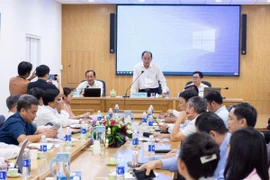 Lãnh đạo Sở Y tế họp với các bệnh viện trên địa bàn TP Hồ Chí Minh về giải pháp ngăn chặn " cò" khám bệnh, chữa bệnh. 