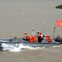 Lực lượng cứu hộ. (Ảnh minh họa: TTXVN)