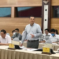 Tướng Tô Ân Xô thông tin về một số vụ án. (Ảnh: Đức Duy/Vietnam+)