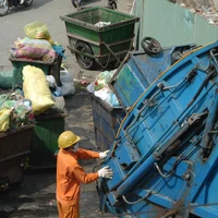 Chưa rõ nguyên nhân gây mùi hôi thối ở khu vực Nam Sài Gòn