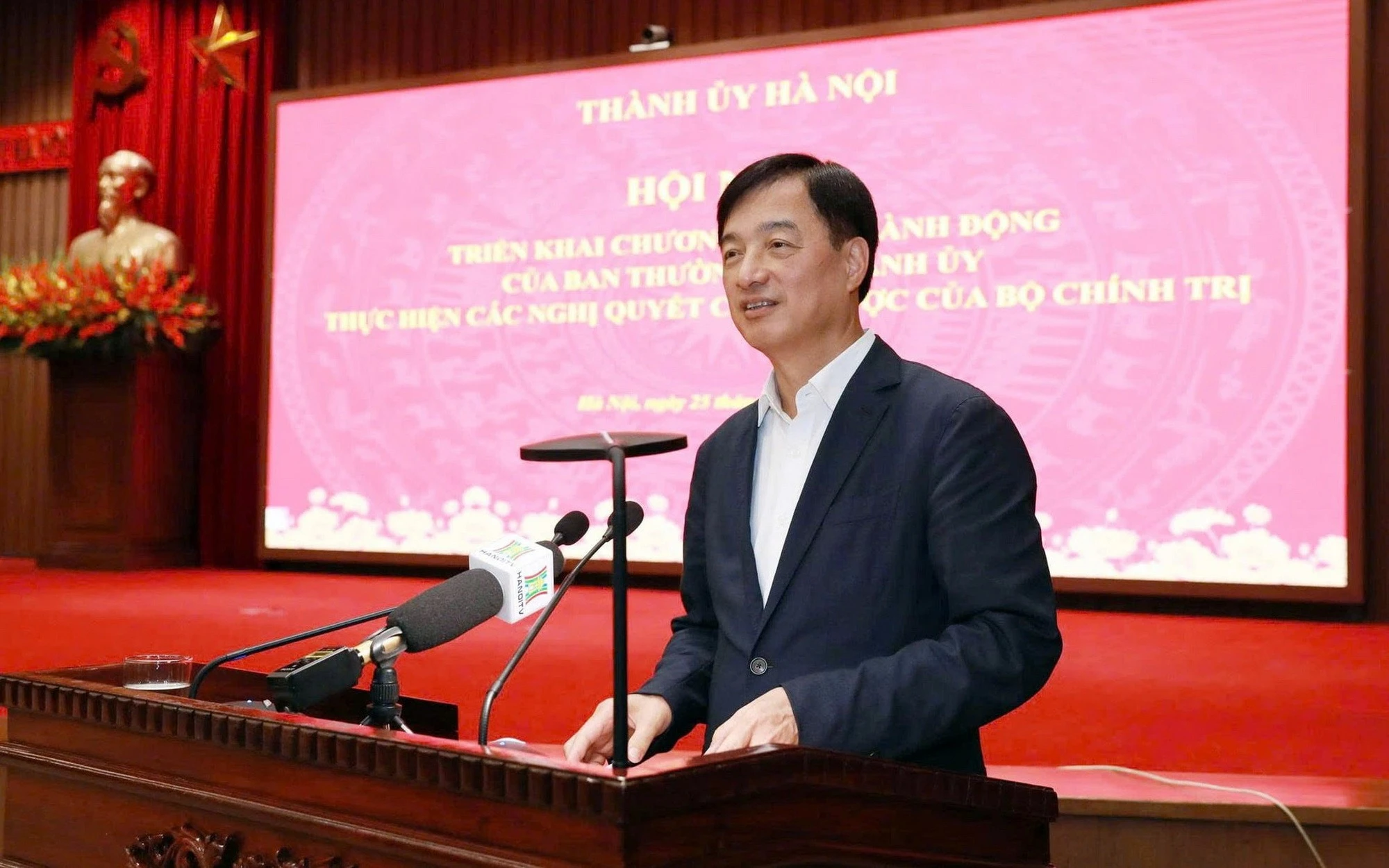 Hà Nội triển khai ngay các nghị quyết chiến lược của Bộ Chính trị