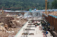 Công trường thi công Dự án Trung tâm tổ chức Hội nghị APEC 2027 và các công trình chức năng. (Ảnh: Lê Huy Hải/TTXVN)