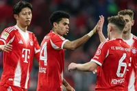 Bayern Munich giành chiến thắng tưng bừng để tìm lại niềm vui ở Bundesliga.
