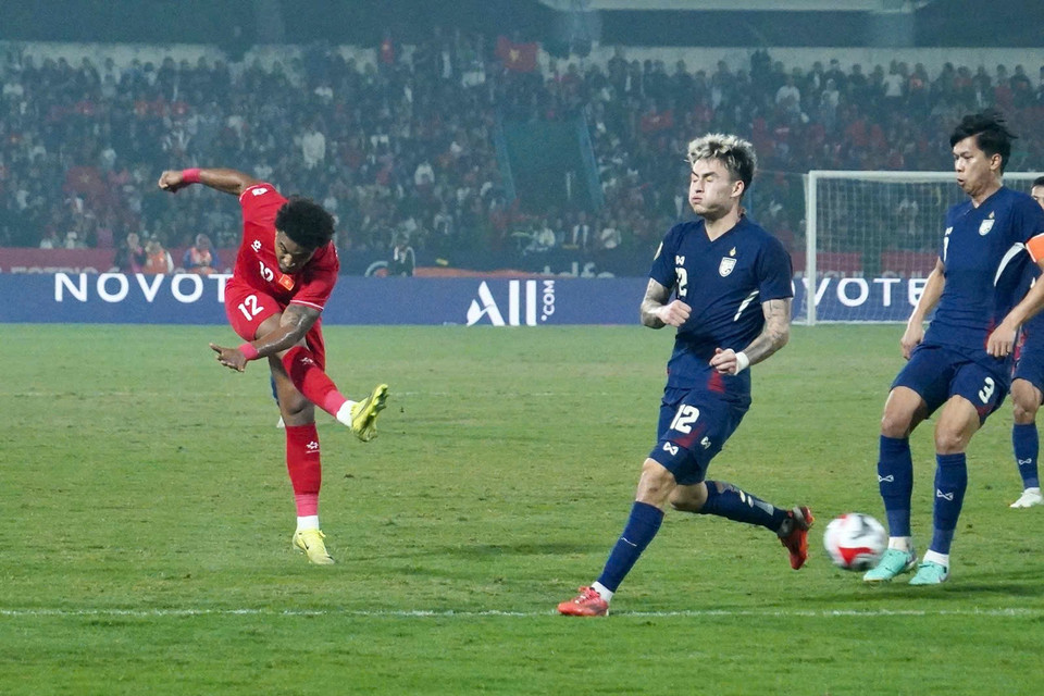 Trong hiệp 1, Xuân Son liên tục dứt điểm nhưng không hiệu quả. (Ảnh: Việt Anh/Vietnam+)