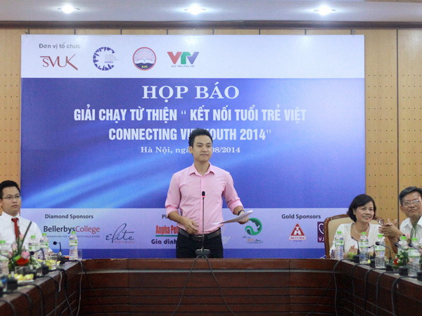 "Running man" và hoa hậu Ngô Phương Lan chạy "Kết nối tuổi trẻ" ảnh 1