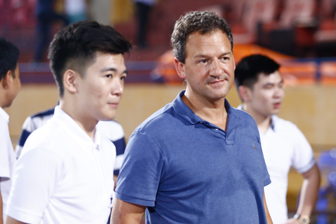 [Photo] Giám đốc Man City tới xem, quân bầu Hiển lên đầu bảng ảnh 2