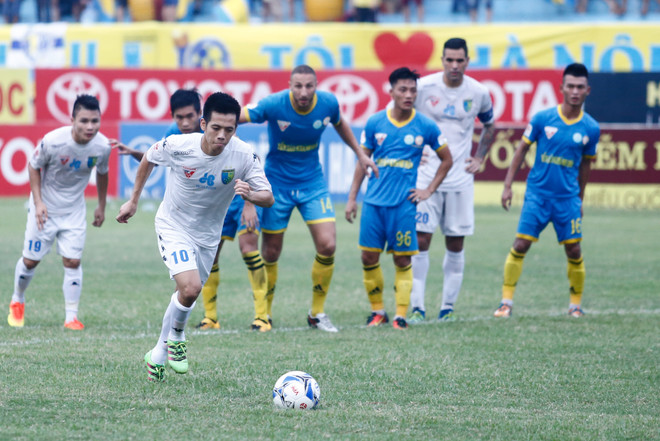 [Photo] Giám đốc Man City tới xem, quân bầu Hiển lên đầu bảng ảnh 5