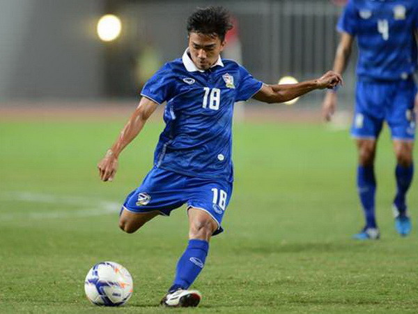 Kiatisuk đưa lực lượng mạnh nhất của Thái Lan đến Việt Nam ảnh 1