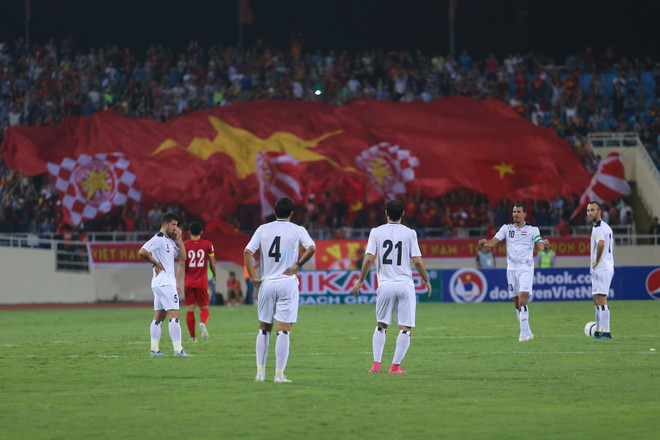 HLV Miura ca ngợi Công Vinh, gửi lời thách thức tới Thái Lan ảnh 2