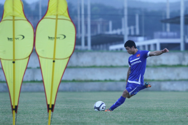 Công Phượng, Văn Quyết là những chân sút phạt của tuyển Việt Nam ảnh 1