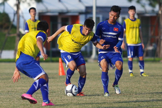 Công Phượng, Văn Quyết là những chân sút phạt của tuyển Việt Nam ảnh 8