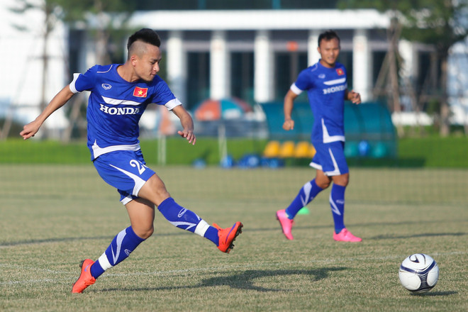 Công Phượng, Văn Quyết là những chân sút phạt của tuyển Việt Nam ảnh 4