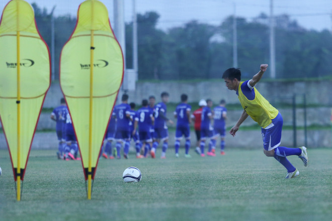 Công Phượng, Văn Quyết là những chân sút phạt của tuyển Việt Nam ảnh 3