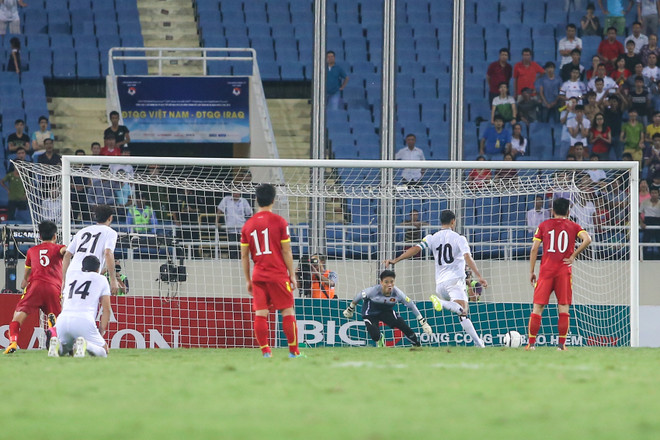 [Photo] Công Vinh lập chiến công, tuyển Việt Nam hòa như thắng ảnh 15