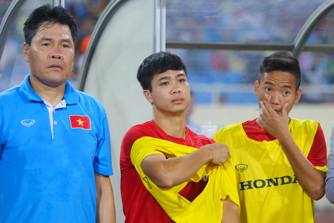 [Photo] Công Phượng buồn bã nhìn tuyển Việt Nam cầm hòa Triều Tiên ảnh 4